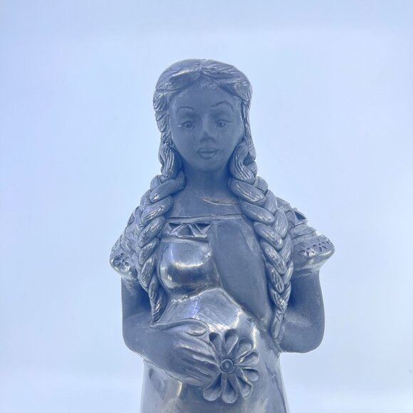 vintage oaxacan barro negro (black clay) woman figurine braided hair repaired - Picture 9 of 12